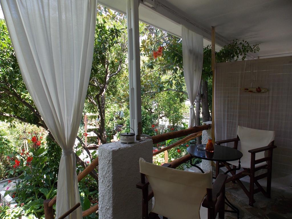 Готель Stamatia'S Garden Agnontas Екстер'єр фото